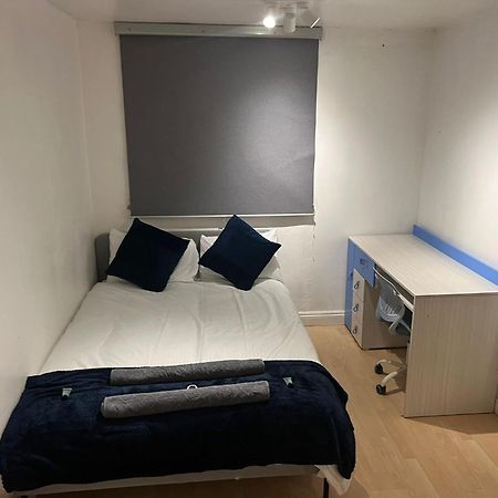 Indulge Hockley Hotel - With Free Front Parking - 10 Min Drive To Birmingham City Centre Bull Ring, Grand Central, Tesco Superstore, Primark & Commonwealth Games 伯明翰 外观 照片