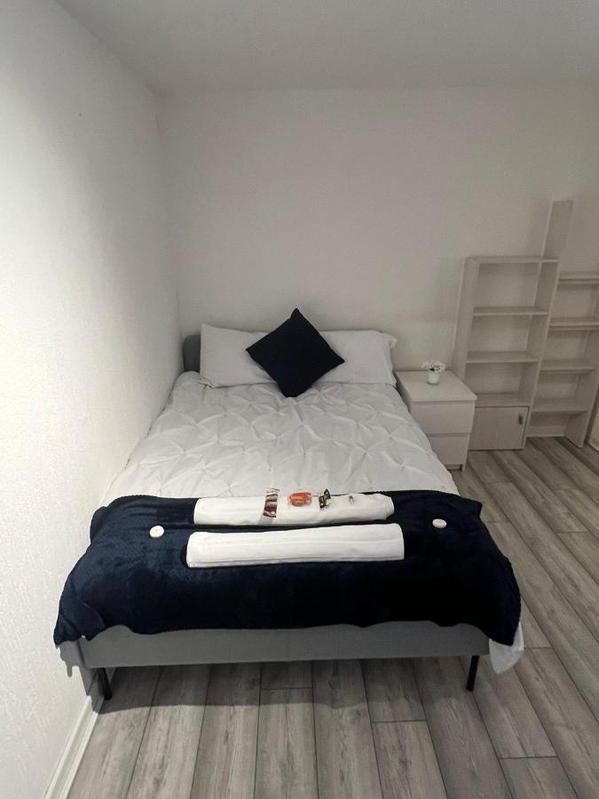 Indulge Hockley Hotel - With Free Front Parking - 10 Min Drive To Birmingham City Centre Bull Ring, Grand Central, Tesco Superstore, Primark & Commonwealth Games 伯明翰 外观 照片